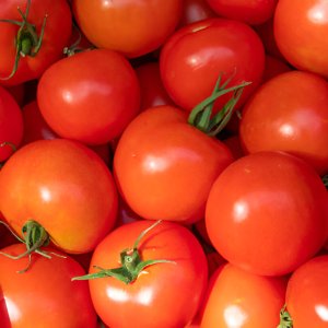 Tomato (Tamaatar)
